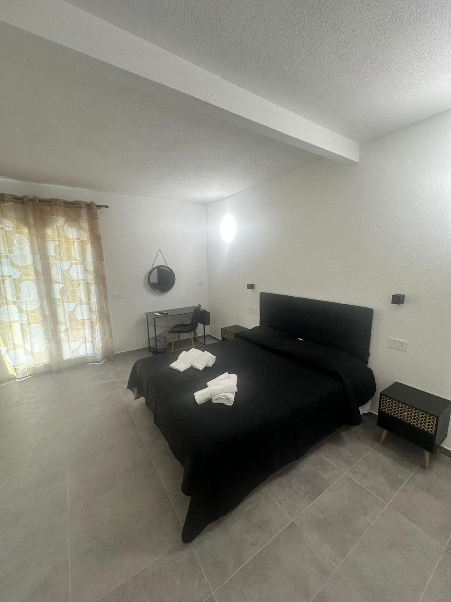 Punto Zero Rooms San Teodoro  Buitenkant foto